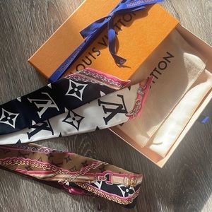 LIKE NEW LOUIS VUITTON HAIR SCARF